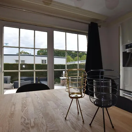 Modern In With Bubble Bath 4* Kaatsheuvel