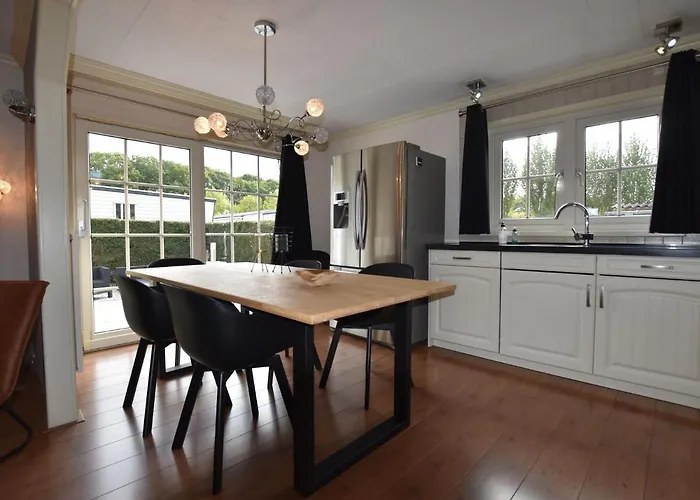 Modern In With Bubble Bath